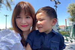 Con trai Đan Trường 4 tuổi đã biết làm việc này cho mẹ, Thủy Tiên tự hào: 'Từ nay sẽ nhờ cậu ấy rồi'