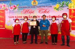 Pleiku: Tổ chức hội thi làm bánh thuẫn, mứt truyền thống