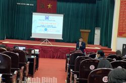 Nho Quan tập huấn về hướng dẫn điều trị, chăm sóc F0 tại nhà