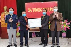 Sở Thông tin và Truyền thông thăm chúc Tết xã Tường Thượng