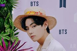 Tranh ngói mừng sinh nhật V BTS thành điểm du lịch chính ở quê nhà Daegu