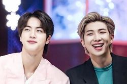 Trưởng nhóm BTS RM chọn Jin là người thủ lĩnh vì lý do không tưởng