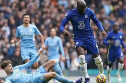 CĐV Chelsea đòi tống cổ Lukaku vì bỏ lỡ cơ hội trận gặp Man City