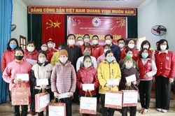 Chương trình 'Tết vì người nghèo và nạn nhân chất độc da cam' và 'Trường tới trường - Kết nối yêu thương' Xuân Nhâm Dần 2022