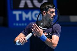 Djokovic phản ứng như nào với quyết định từ chính quyền Australia?