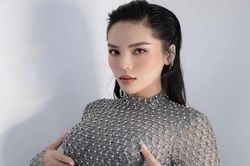 Hoa hậu Kỳ Duyên bị nhắc nhở tạo dáng kém duyên