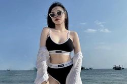 Hoàng Đức bị phát hiện chụp ảnh cùng chỗ với bạn gái hotgirl