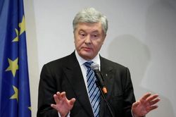 Cựu Tổng thống Poroshenko sẽ trở lại Ukraine để tranh cử, bất chấp có thể bị bắt