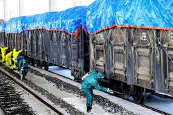 Tàu của Triều Tiên bất ngờ đến Trung Quốc