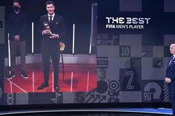 Robert Lewandowski xứng đáng giành FIFA The Best 2021