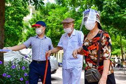 Hơn 70% người cao tuổi tử vong do Covid-19 chưa tiêm vaccine