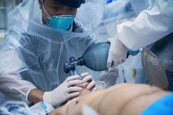 Nguyên nhân khiến số ca tử vong do Covid-19 tại Việt Nam vẫn cao