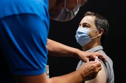 Bỉ ưu tiên dùng vắc xin Novavax cho người bị dị ứng