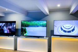 TV phân khúc giá 10 triệu đồng thu hút người mua dịp cận Tết