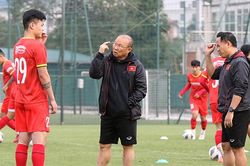 Việt Nam vs Úc: Không nhiều lựa chọn cho thầy Park