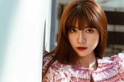 Ngọc Huyền 'Thương ngày nắng về' nhí nhảnh với thời trang ghép vải