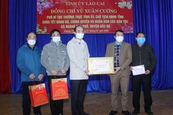 Phó Bí thư Thường trực Tỉnh ủy Vũ Xuân Cường thăm, chúc tết tại Bắc Hà