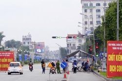 Bắc Giang bỏ chốt kiểm soát COVID-19, tạo điều kiện với người về quê ăn Tết