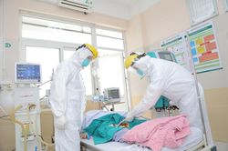 Bệnh viện công đầu tiên ở Hà Nội mở phòng khám hậu COVID-19