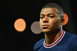 Ibrahimovic khuyên Mbappe tới Real Madrid
