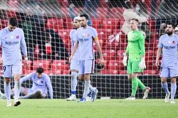 Barca vô hại khi không có bóng