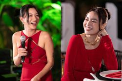 'Ảnh chụp lén' cười thả ga của Ninh Dương Lan Ngọc, Tú Hảo visual liệu còn thuộc hàng đỉnh cao?