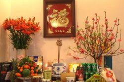 Ngày đẹp bao sái bàn thờ, tỉa chân hương tiễn ông Công ông Táo năm 2022