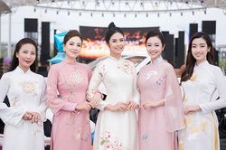 MC Jennifer Phạm, Mai Ngọc khoe nét dịu dàng với áo dài Ngọc Hân