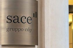 Italy phê chuẩn sắc lệnh mua lại hãng bảo hiểm tài chính SACE