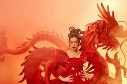 Hoa hậu Khánh Vân đậm chất Á Đông trong bộ ảnh Tết Nhâm Dần