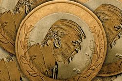 Gia đình ông Trump cảnh báo TrumpCoin là lừa đảo