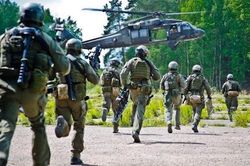 Căng thẳng Nga-Ukraine: Washington sôi sục, Kiev thấy 'bình thường'