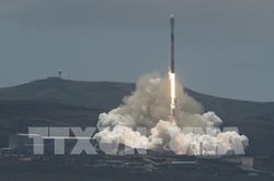 Khả năng một tên lửa đẩy của công ty SpaceX sẽ đâm vào Mặt Trăng
