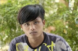 Phẫn nộ nghịch tử dùng kéo sát hại mẹ ruột chỉ vì bị la mắng