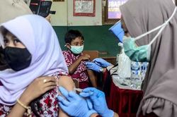 Tiêm chéo mũi tăng cường vaccine Covid-19 giúp tăng khả năng sinh miễn dịch