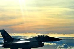 Các bước đi tiếp theo của NATO nếu Nga tấn công Ukraine