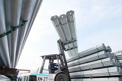 Xuất khẩu thép lần đầu tiên vượt 12 tỷ USD
