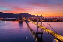 Nghĩ về 25 năm sắp tới
