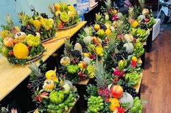3,5 triệu đồng mâm ngũ quả Tết: Đắt khách mua, làm không kịp để bán