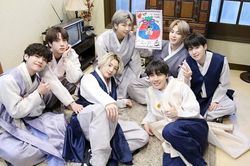 BTS gửi lời chúc mừng năm mới, ấm lòng và đầy an ủi