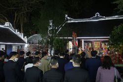 Lãnh đạo tỉnh dâng hương đền Thượng nhân dịp tết Nguyên đán Nhâm Dần 2022