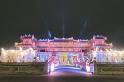 Văn hóa - Nghệ thuật Thông tin văn hóa Tái hiện lễ đổi gác và múa chúc xuân trước thềm năm mới