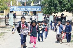 Tiếng ai gọi từ tên đất, tên buôn
