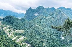 Kỳ thú dải lụa trời Mẻ Pia