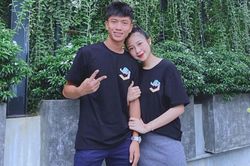 Bà xã Phan Văn Đức bất ngờ làm một điều đặc biệt khi chồng ghi bàn vào lưới ĐT Trung Quốc