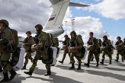 Tại sao Mỹ và NATO bất an khi 30.000 quân Nga tới Belarus tập trận?
