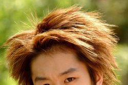 Ca sĩ Lee Tae Geun nguy kịch