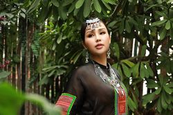 Khánh Ly, Tạ Duy Tuấn chinh phục Gen Z bằng ca khúc hiện đại về Đảng