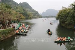 Khu du lịch Tràng An mở cửa trở lại đón du kháchTin khácTiếp tục siết chặt kỷ cương, tăng cường trách nhiệm, quyết liệt hành động, sáng tạo bứt pháPhát huy tiềm năng, lợi thế, khắc phục khó khăn thực hiện thắng lợi nhiệm vụ năm 2022