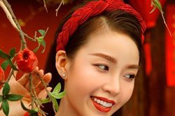 Hoa khôi Cần Thơ mong bình an đến với y, bác sĩ ở tuyến đầu chống dịch